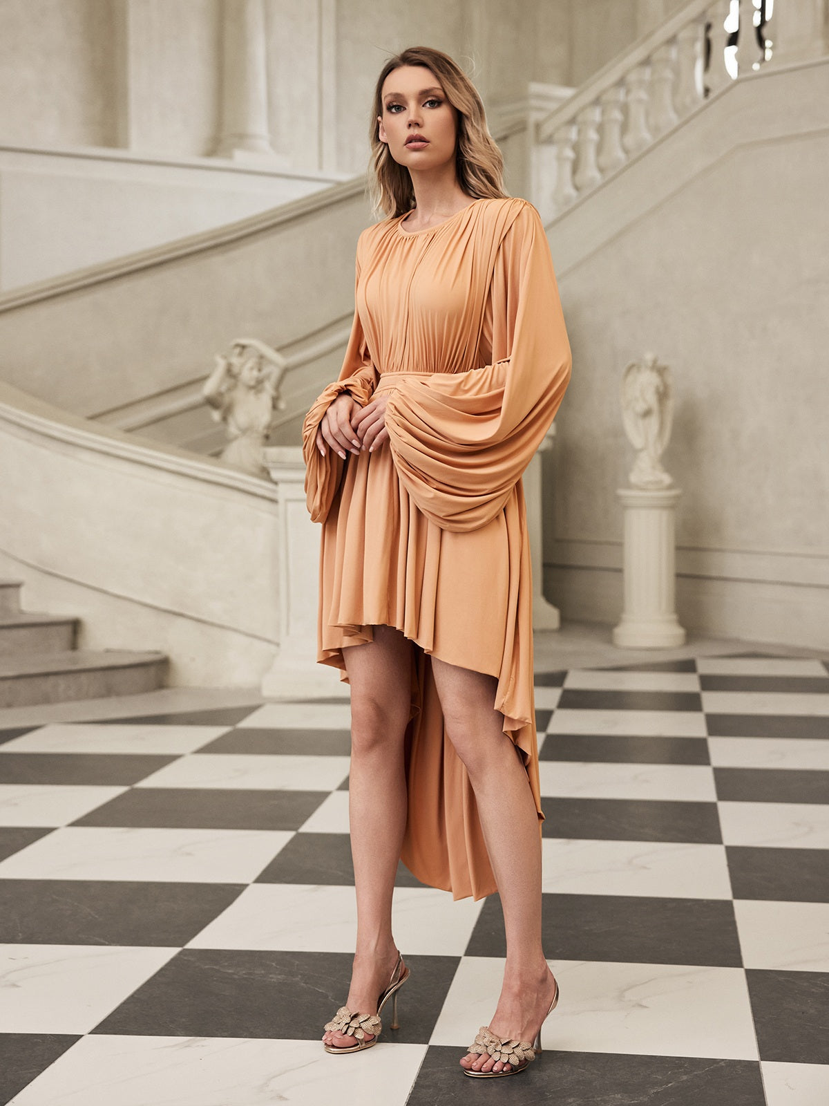 Galdrek Long Sleeve Ruched Midi Dress