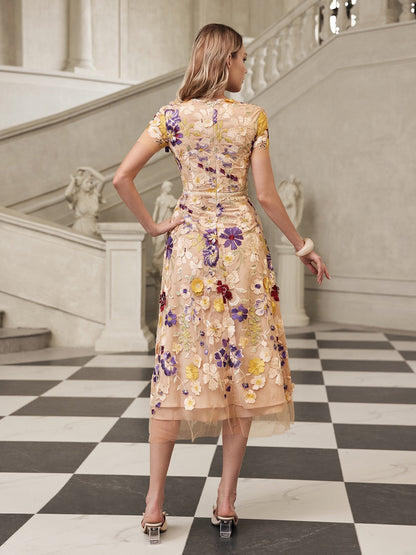 Geyra Short Sleeve Flower Embroidered Midi Dress
